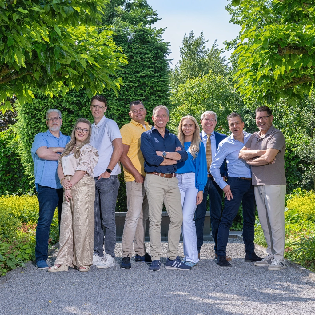 Wat je ook zoekt, je vindt het in de regio Oss. Je kunt er heerlijk wonen in een prachtig gebied: een groene oase middenin de driehoek Den Bosch-Eindhoven-Nijmegen. Maar je kunt er ook genieten van een levendig stadscentrum. Welkom in deze gemoedelijke en gastvrije Brabantse regio.